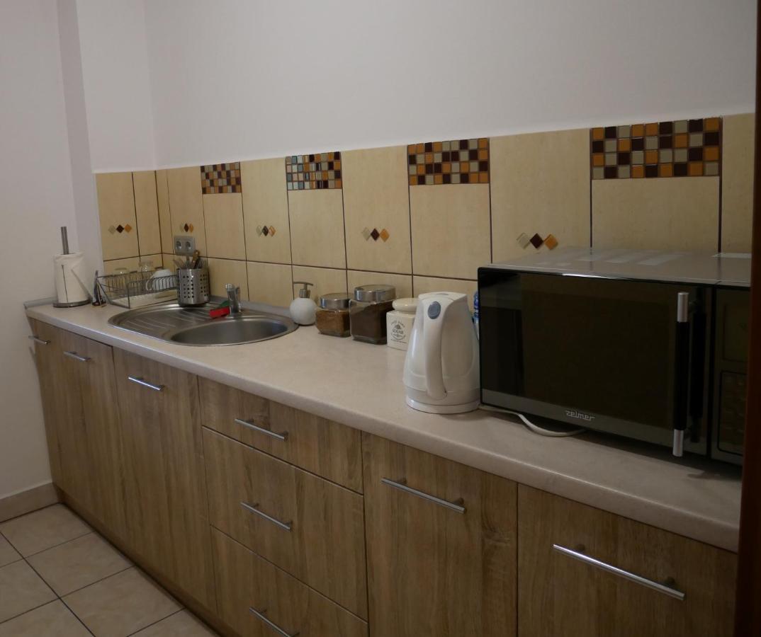 Alda Appartement Pyrzowice Buitenkant foto